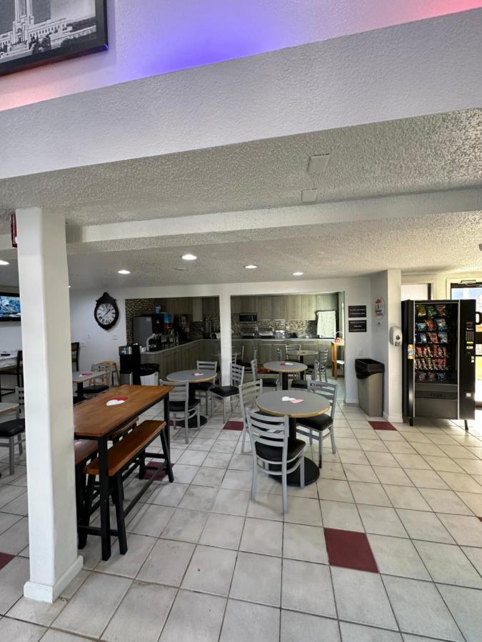 Super 8 By Wyndham North Platte Motel Exterior foto